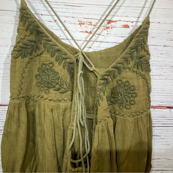 Free People Women's Blackbird Embroidered Floral Green Top - size XS - Picture 5 of 9